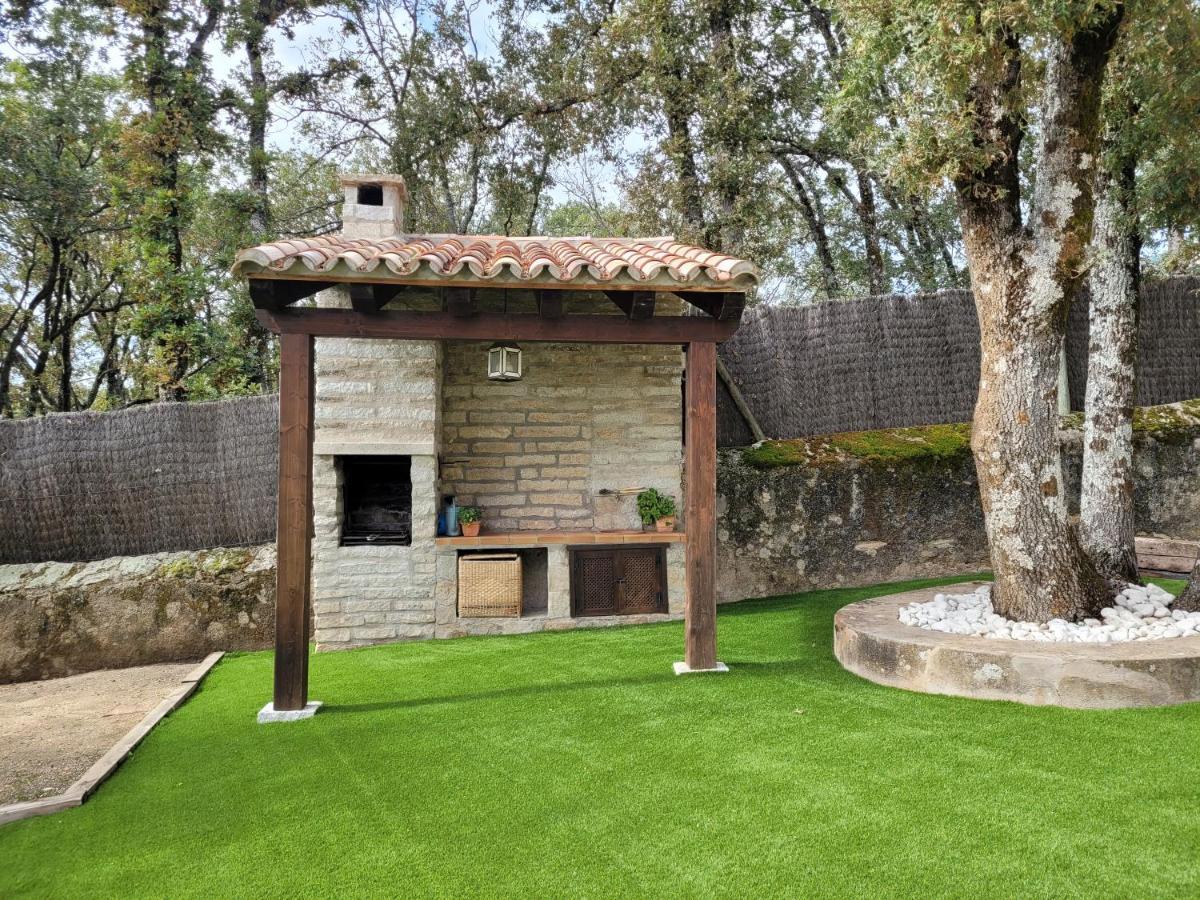 El Robledal - Miraflores De La Sierra Buitenkant foto